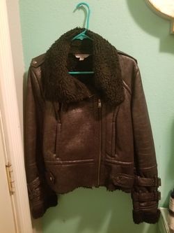 Black Bomber jacket..size Large womens...very soft and warm!..great Condition!