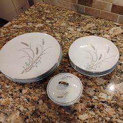 Mikasa China Co. Fine China (Yamato) Set Of 5