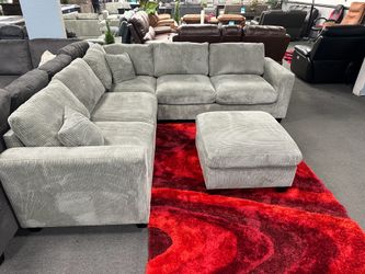 Gray Sofa Sectional w/ Free Ottoman