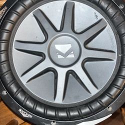 Kicker CVX 12 