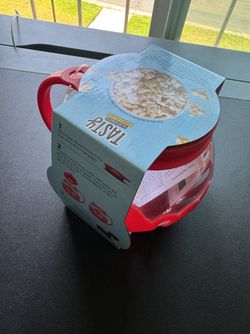 Tasty 1.5 Qt Microwave Popcorn Maker, Borosilicate Glass Popcorn Popper, Red Ready to go!