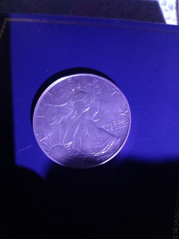 1986 silver Eagle One Dollar
