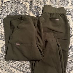 Figs Large Petite Bottoms XL Top 