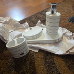 Bebe Bathroom Accessories 
