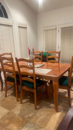 Bassat 6 seat table