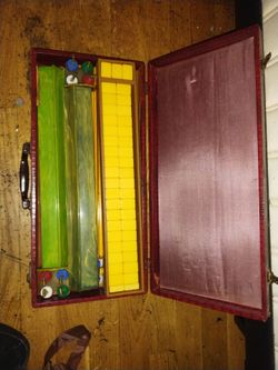 Vintage Mah Jong Set 164 TILES Mahjong