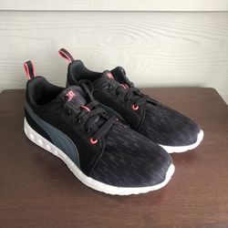PUMA Women's Sport  Lifestyle Size US 8.5 Black Color Low Top Running Sneaker