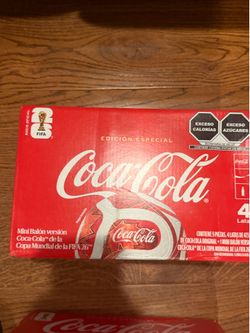Mini ballon branded Coca-Cola logo with 4 Mexican soda