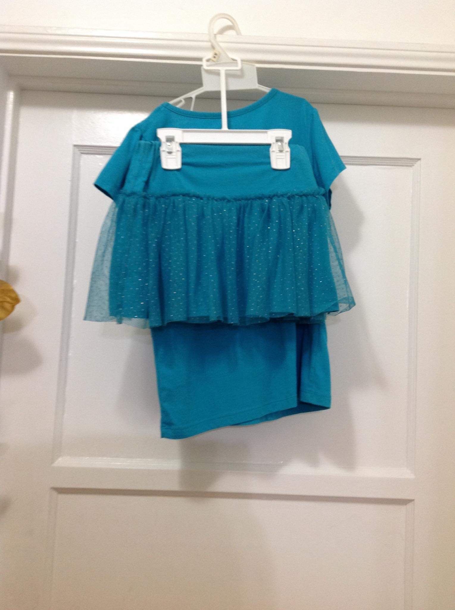 Girls set skirt t -shirt size ( 8 )