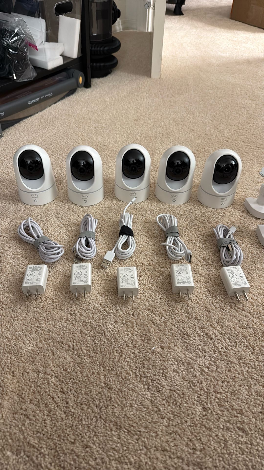 Qty 5 - eufy Indoor Cam E220 2k Pan and Tilt