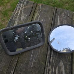 2 Mirrors