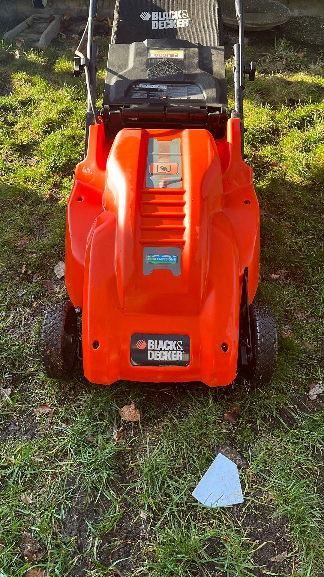 Black & Decker Electric Lawn Mower