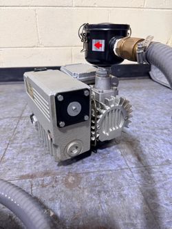 Vacuum Pump-Used