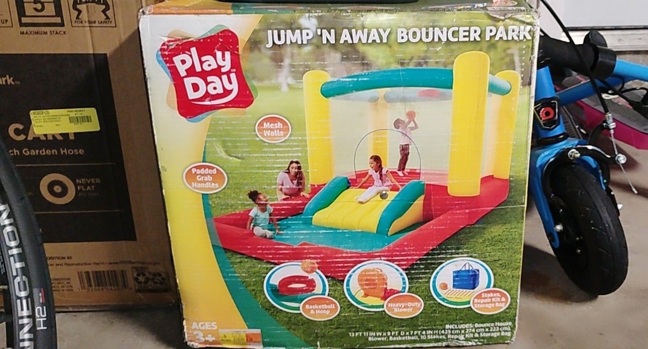 Play Day Jump N Away Bouncer Park