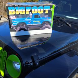 Traxxas RC Electric 2 Wd Bigfoot New In Box