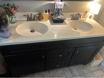 Double sink vanity Double sink vanity