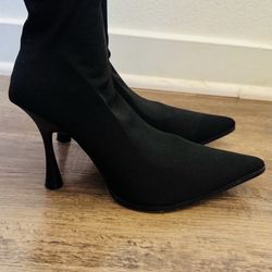 Black Stretch Ankle Boots Heels Size 7.5 Fashion Nova