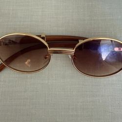 Fashionable Sunglasses 