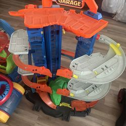 Hot Wheels Garage 