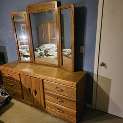 Wall Bed And Dresser With Mirror