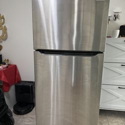 Frigidaire Refrigerator
