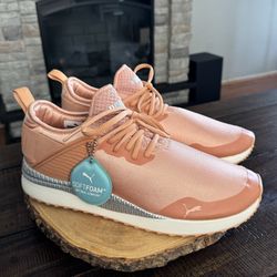 Women s Puma Pacer Next Cage ST2 Sneaker. Size 10.5. Like new without box. Soft Foam sneakers. Color Dusty Coral White. for Sale in Washington DC OfferUp