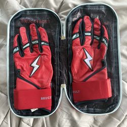 XL Bruce Bolt Nootbar Series