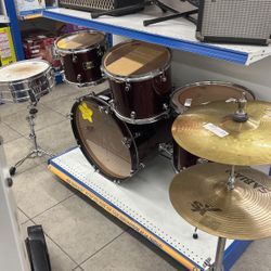 Mapex Drum Set 