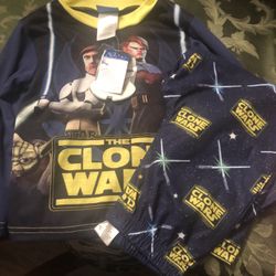 New Star Wars/ Clone Wars Pajamas Size 4