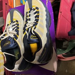 Nike Air Max 95 Size 7