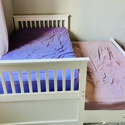 Rooms To Go trundle Bed with Storage 