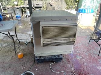 Large Swamp Cooler $350.   OBO !!! Nice!!!