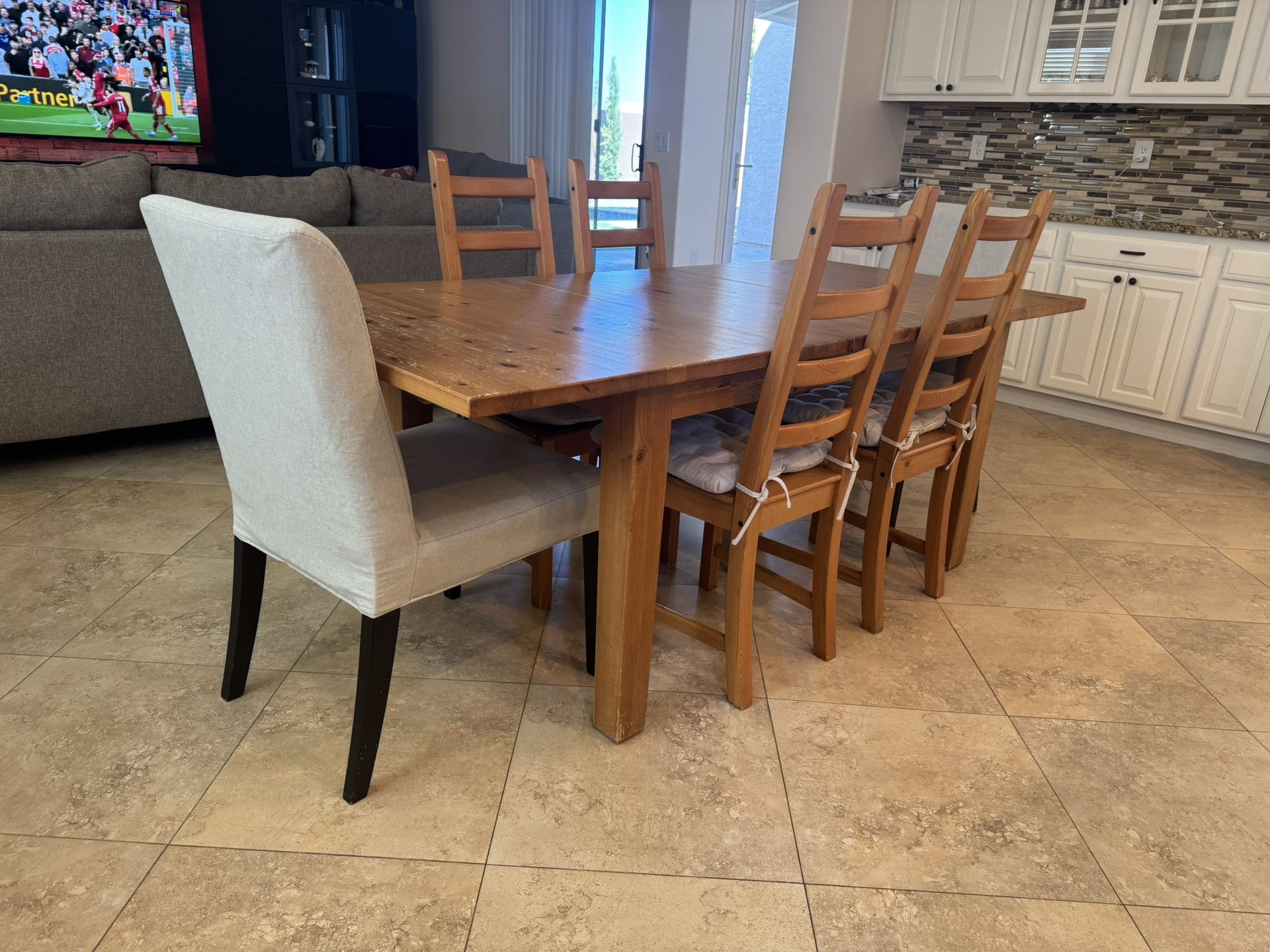 Wood Dining Table with 6 Chairs