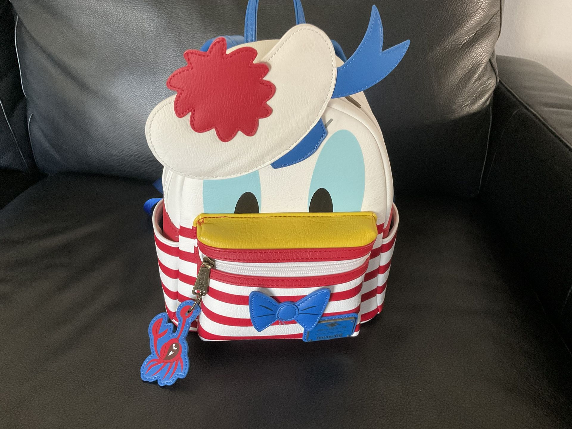 Disney Limited Edition Cruise Line Donald Duck Backpack