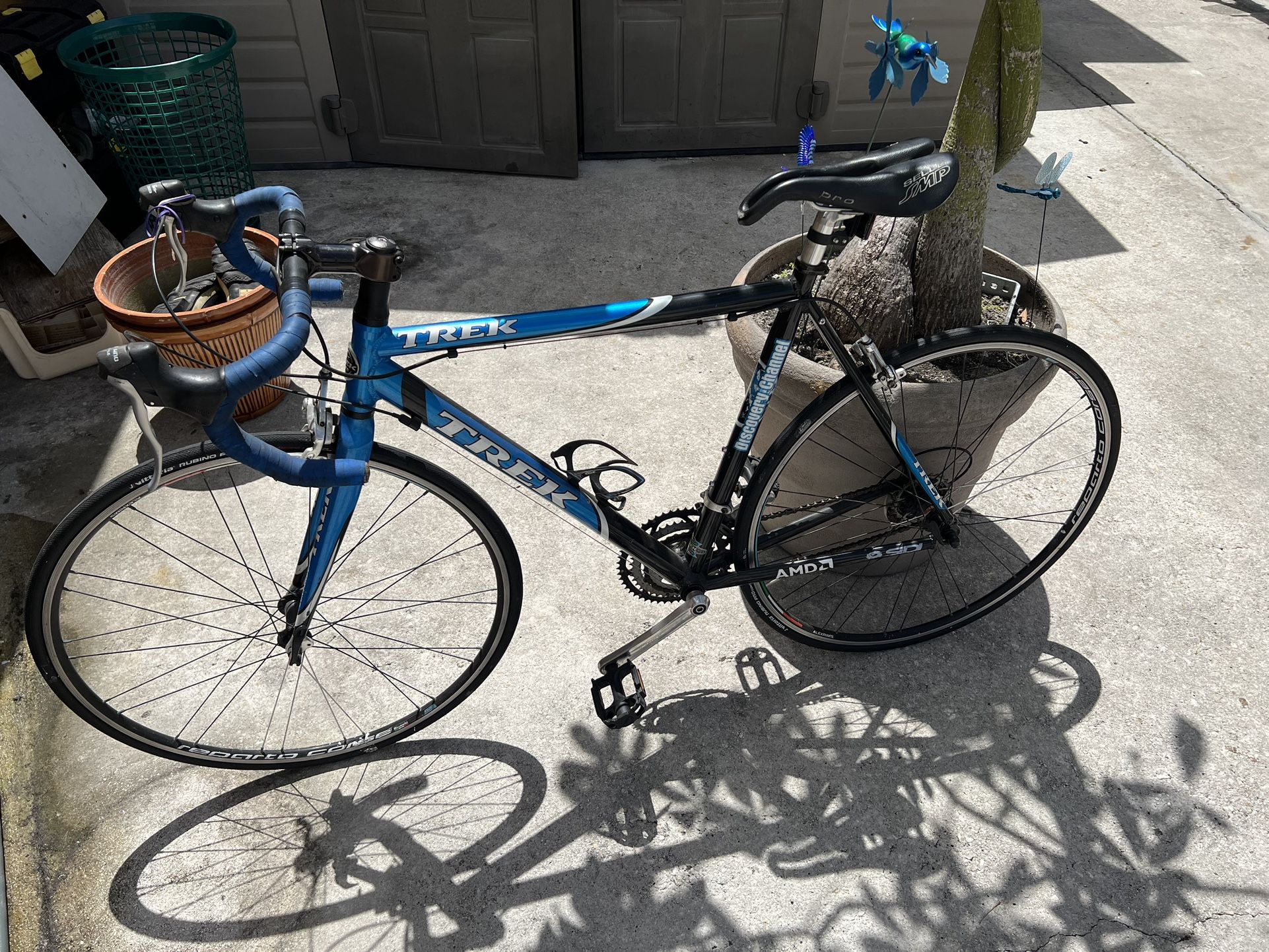 Trek discovery channel hot sale road bike price
