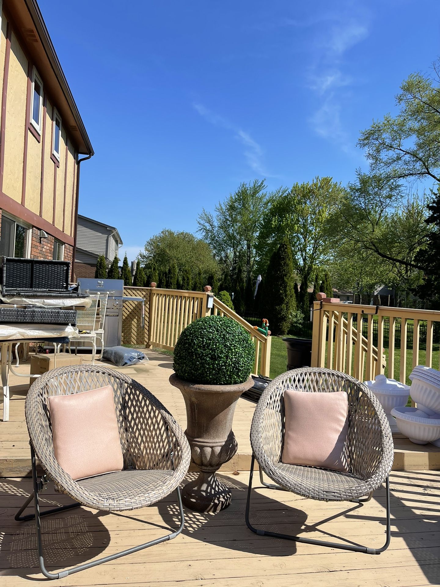 Very Nice 2 Patio chairs