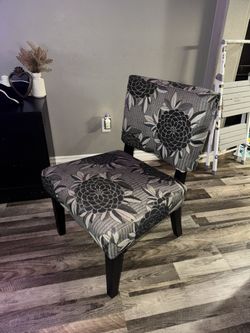 Vanity Chair