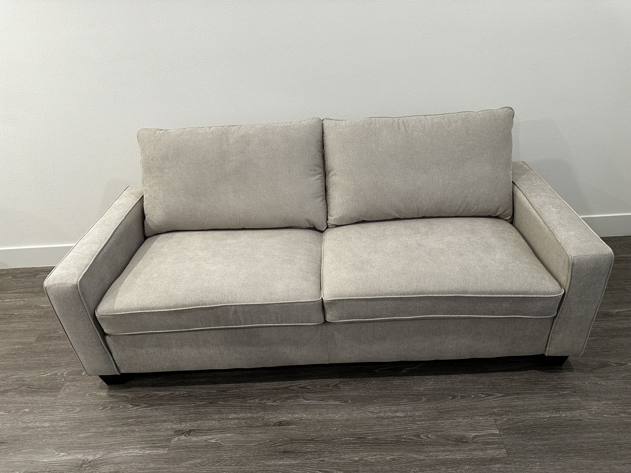 Living Spaces Sofa 
