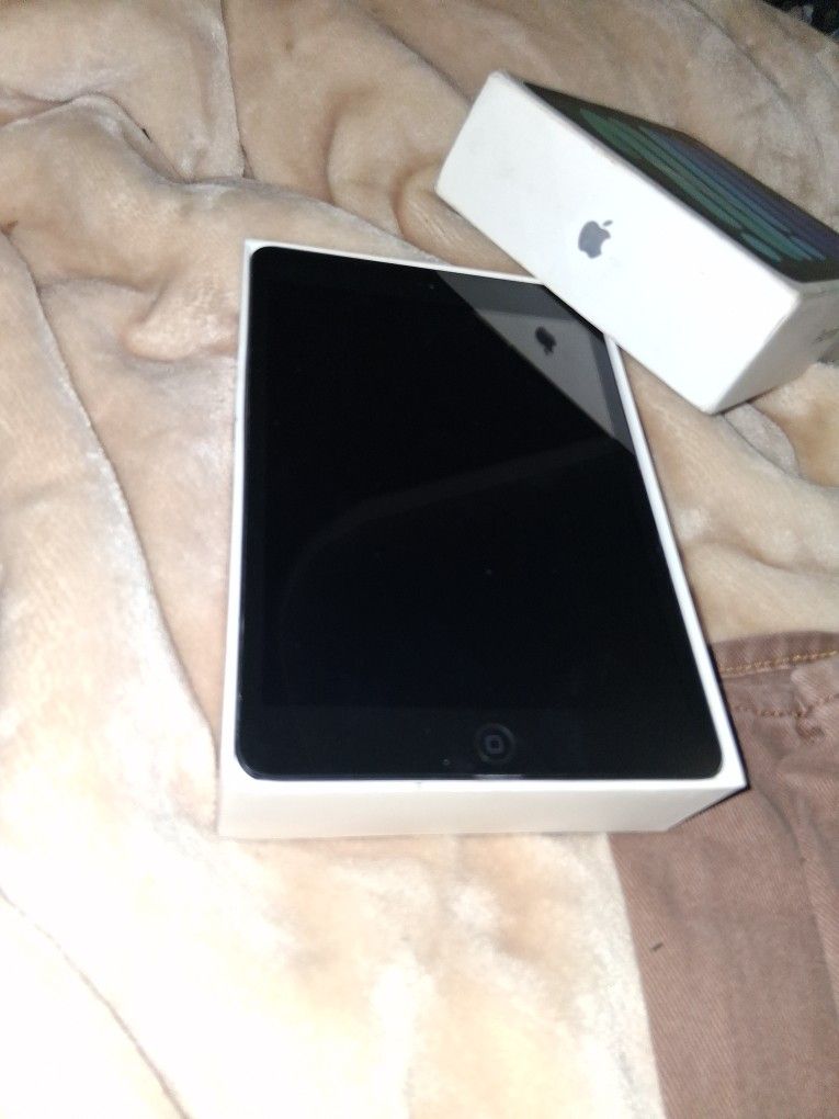 NEW IPAD MINI 512 GB 