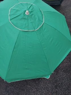 Green Beach umbrella 7 ft