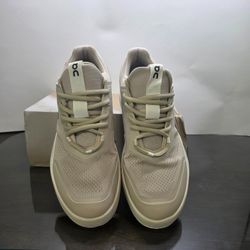 On Running The Roger Spin Sand Ivory Low Top Tennis Sneakers Men's Size 9 NIB