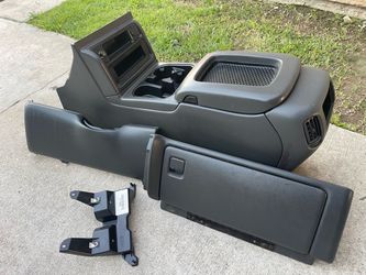 GM center console