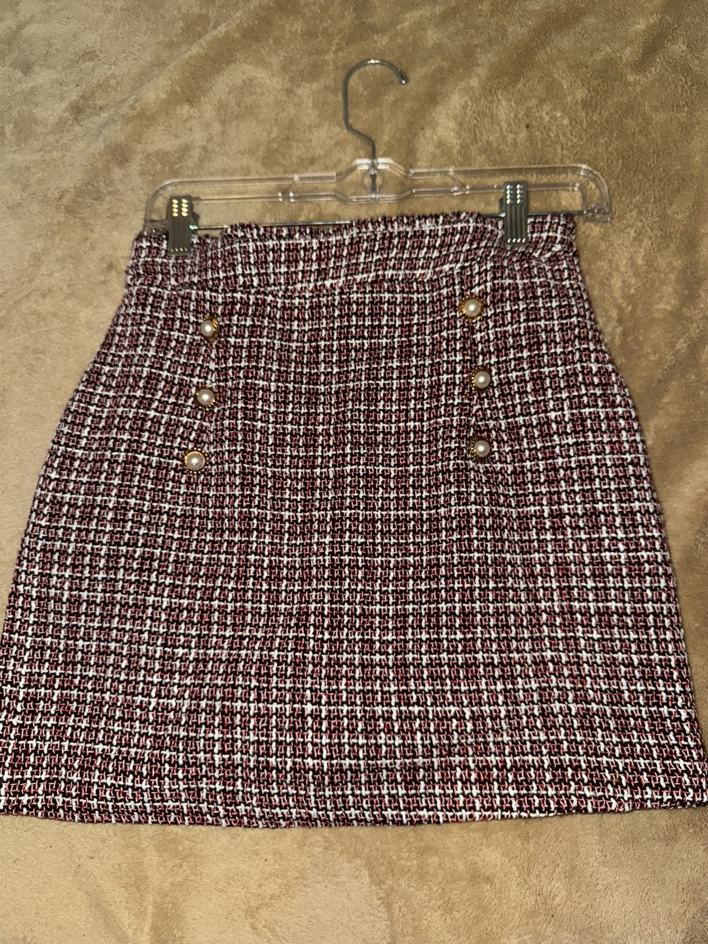 Tweed Pearl Button Mini Skirt | Size S | Chic Editor-Inspired Elegance