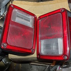 07-16 Jeep Wangler Oem Tailligths