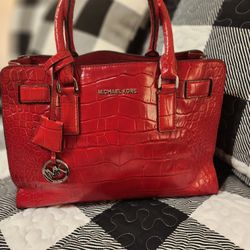 Michael Kors Leather Handbag 