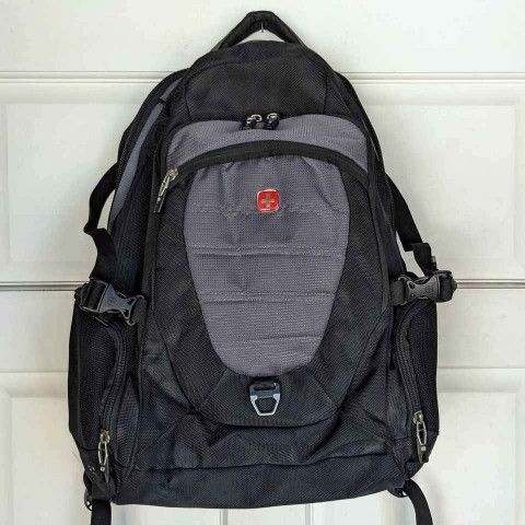 SwissGear SA9275 large black 15" laptop notebook tablet computer backpack unisex men's women's bag