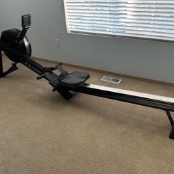 Concept 2 Rower Model D LIKE NEW