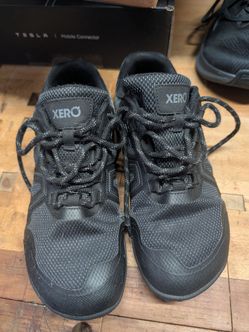 Xero Shoes Men's Mesa Trail Waterproof Barefoot Trail Run Shoe 8.5
