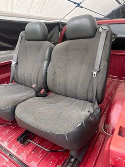 Chevy Silverado Seats (set)