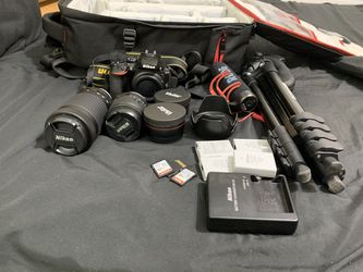 Nikon D5600 camera with everything included
